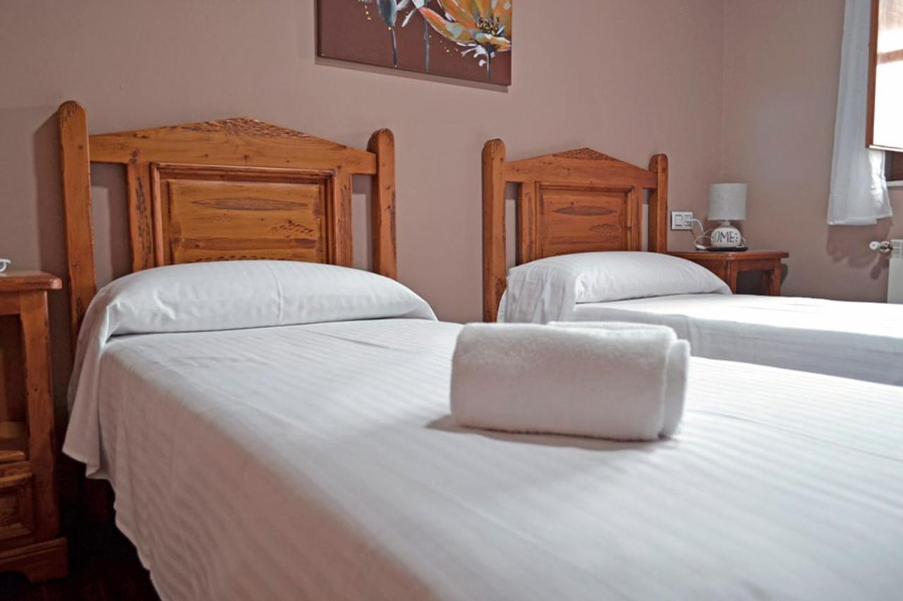 Hotel Rural La Casa De Irene Лубьян Экстерьер фото