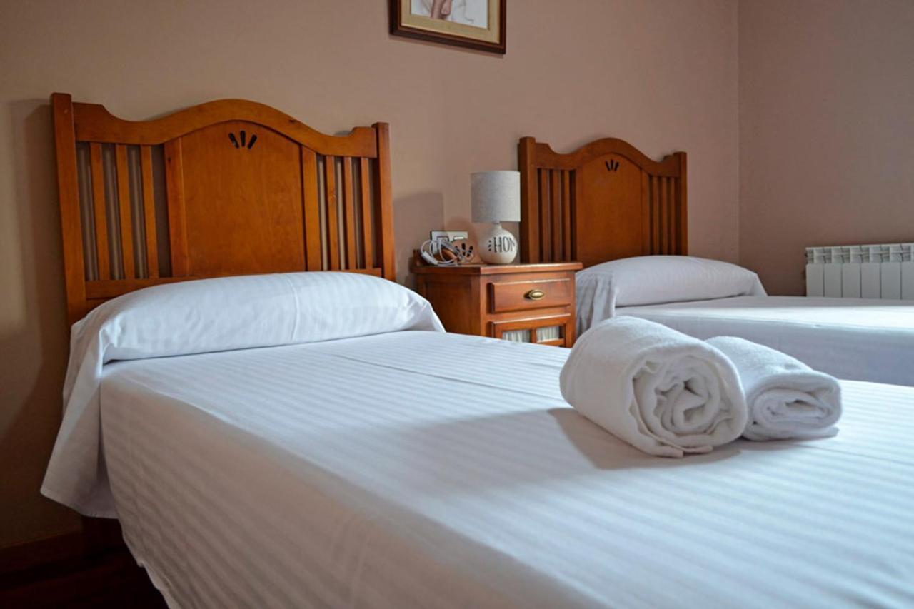 Hotel Rural La Casa De Irene Лубьян Экстерьер фото