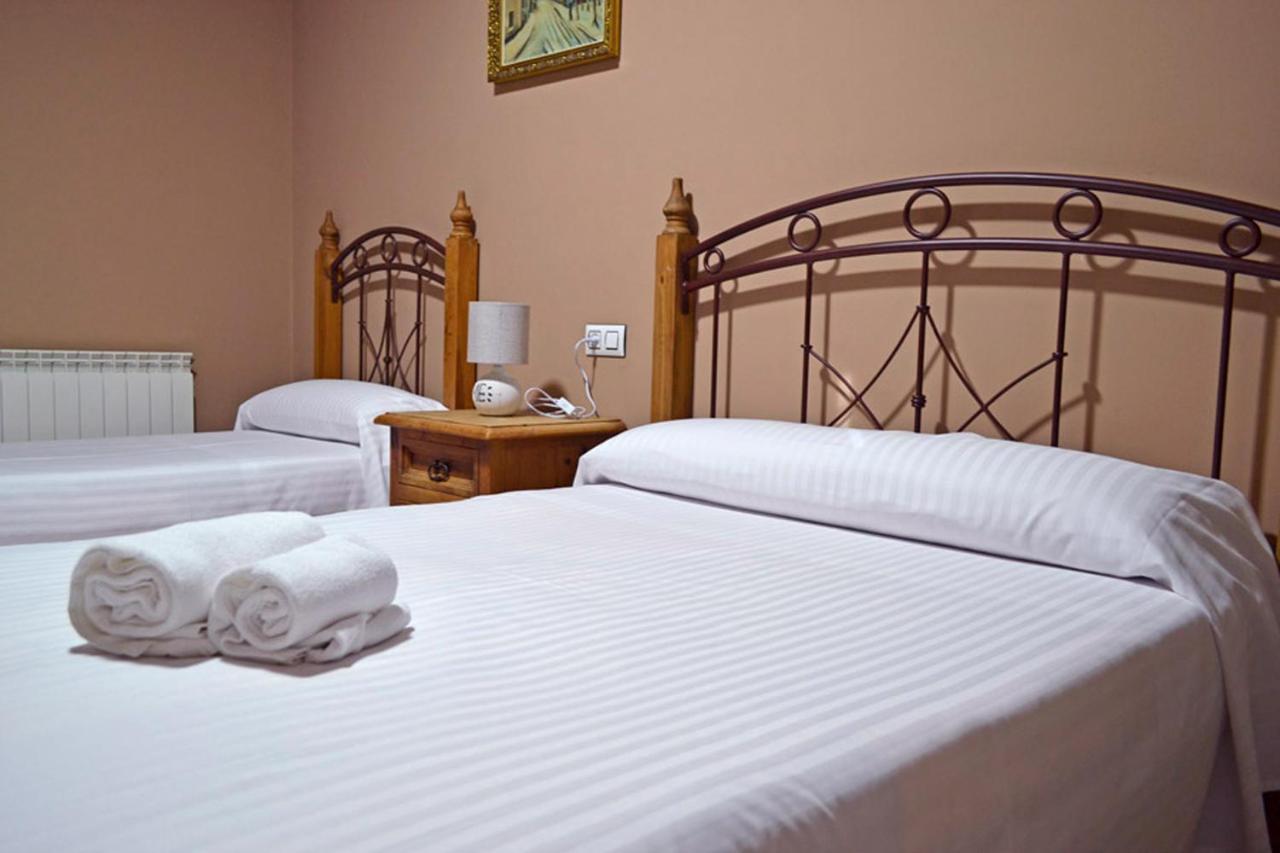 Hotel Rural La Casa De Irene Лубьян Экстерьер фото