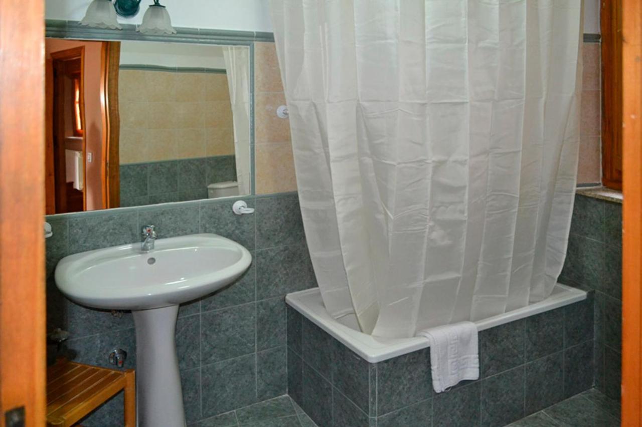 Hotel Rural La Casa De Irene Лубьян Экстерьер фото