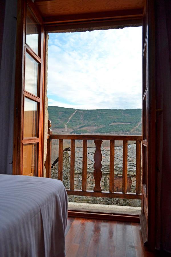 Hotel Rural La Casa De Irene Лубьян Экстерьер фото