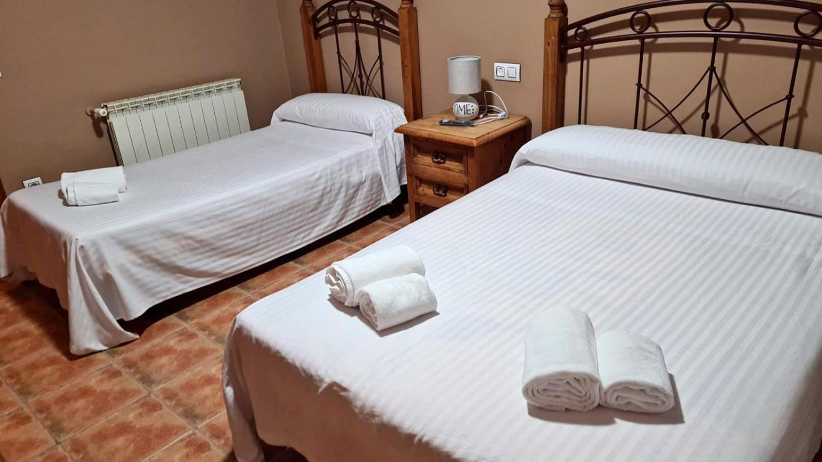 Hotel Rural La Casa De Irene Лубьян Экстерьер фото
